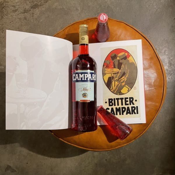 The Art of Campari – Buch (2019) 5 x 0,49l Campari Soda Flaschen Campari Bitter Likör 1 x 1l Flasche 25% Vol